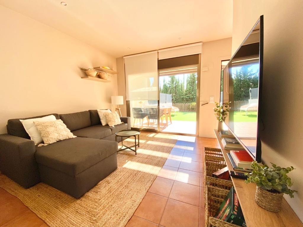Вилла Kalma House Торроэлья-де-Монгри Экстерьер фото